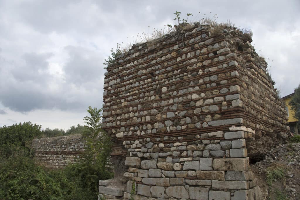 Göl Kapı, İznik